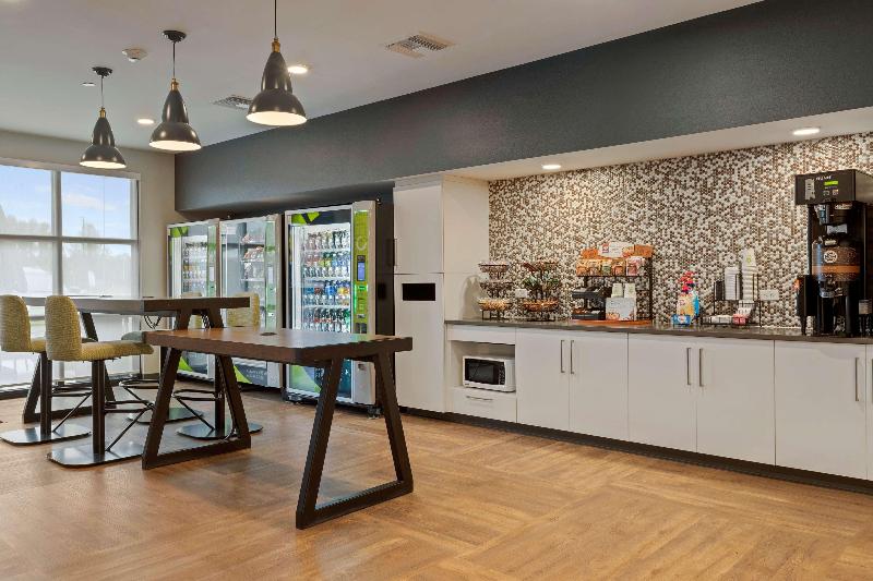 Extended Stay America - Tampa - Gibsonton - Riverv image
