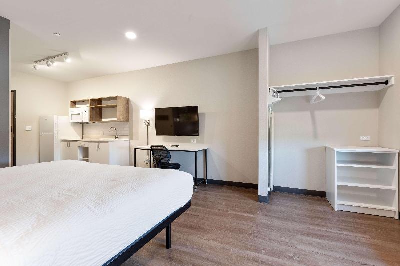 Extended Stay America - Tampa - Gibsonton - Riverv image