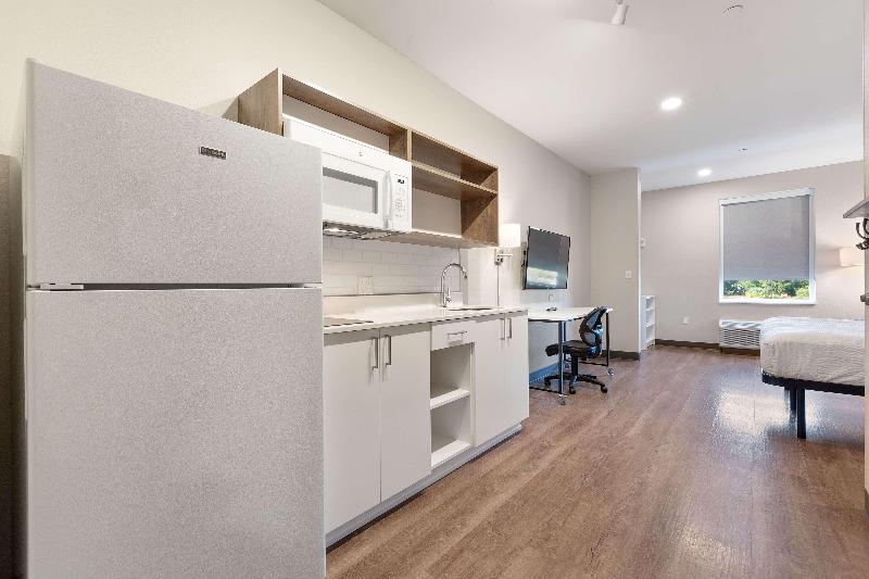 Extended Stay America - Tampa - Gibsonton - Riverv image