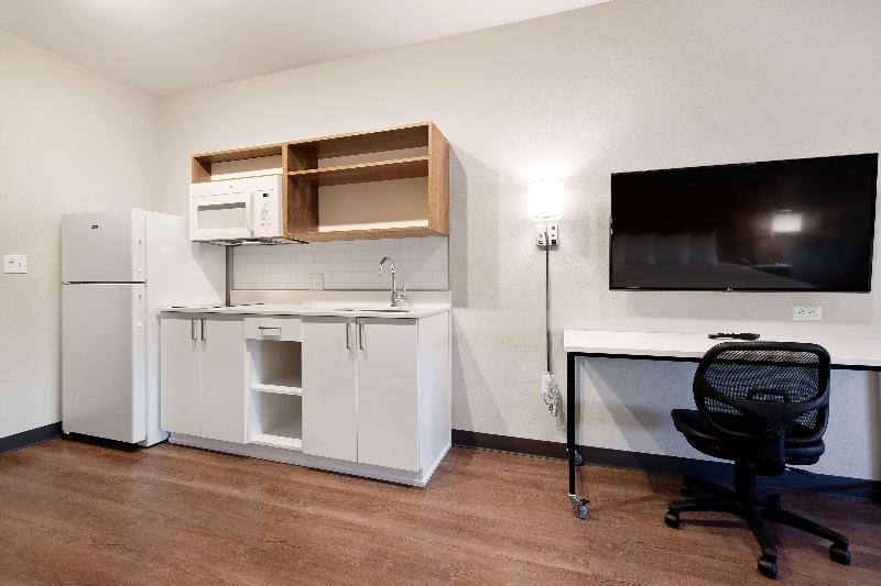 Extended Stay America - Tampa - Gibsonton - Riverv image
