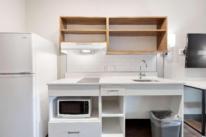 Extended Stay America - Tampa - Gibsonton - Riverv image