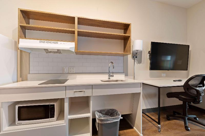 Extended Stay America - Tampa - Gibsonton - Riverv image