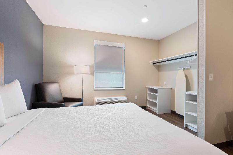 Extended Stay America - Tampa - Gibsonton - Riverv image