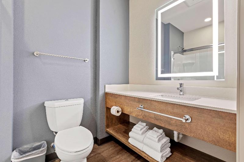 Extended Stay America - Tampa - Gibsonton - Riverv image
