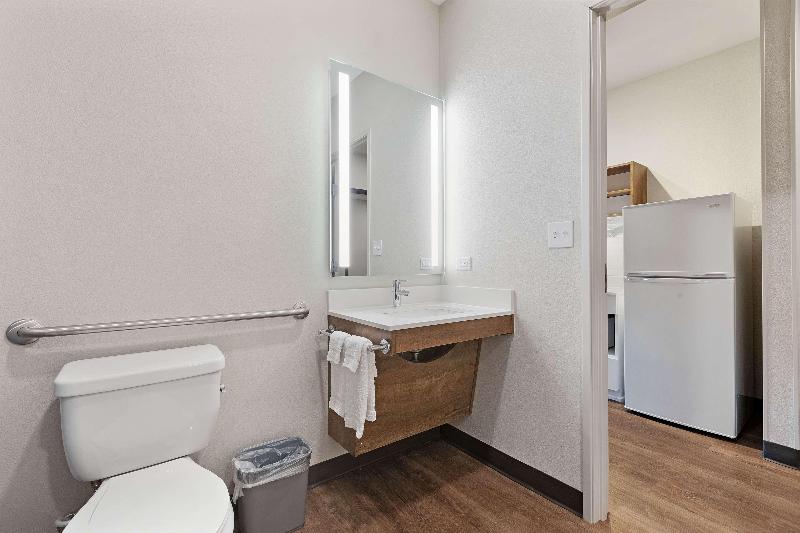 Extended Stay America - Tampa - Gibsonton - Riverv image