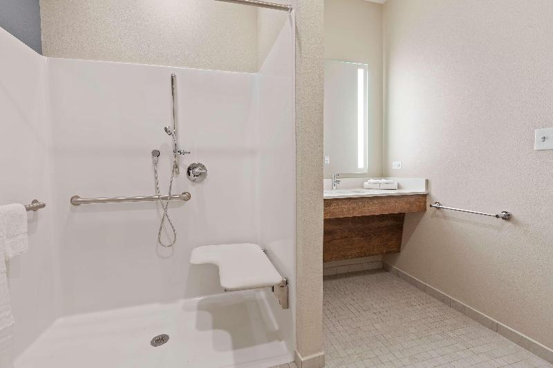Extended Stay America - Tampa - Gibsonton - Riverv image