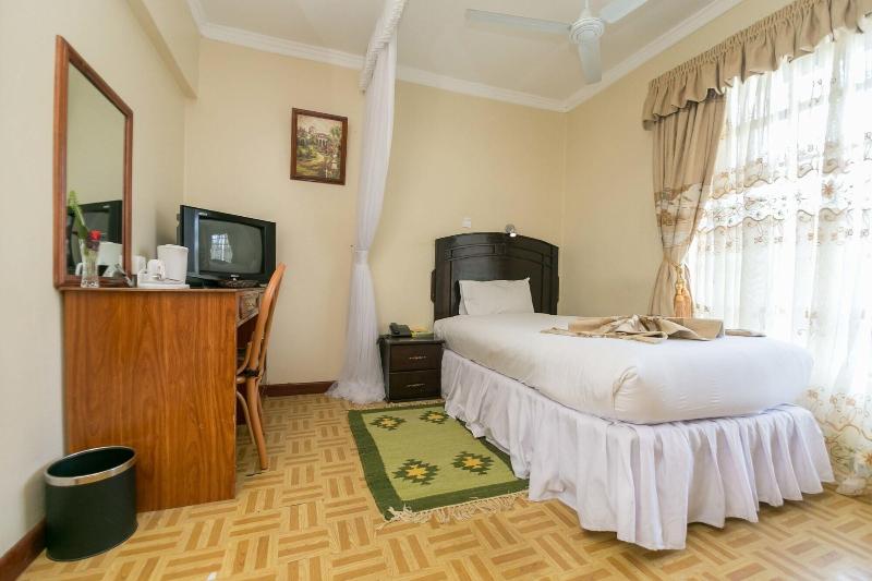 Fahari Gardens Hotel image