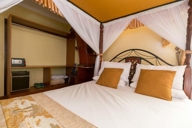 Fahari Gardens Hotel image