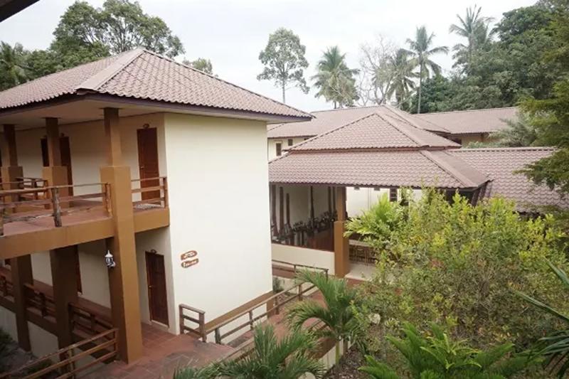 Fahluang Resort by ZUZU image