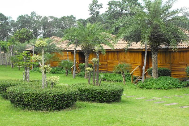 Fahluang Resort by ZUZU image