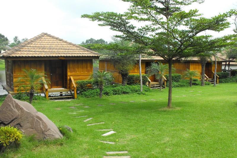 Fahluang Resort by ZUZU image