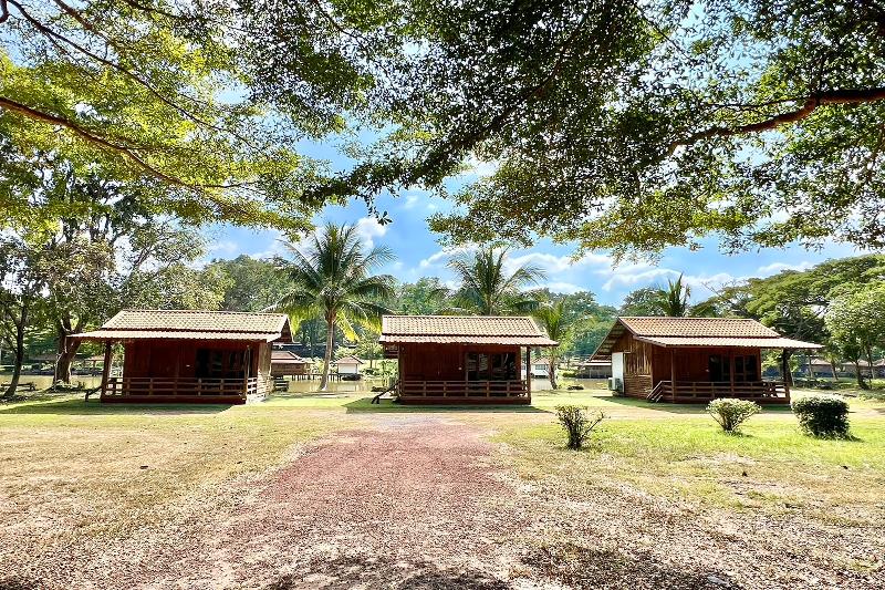 Fahluang Resort by ZUZU image
