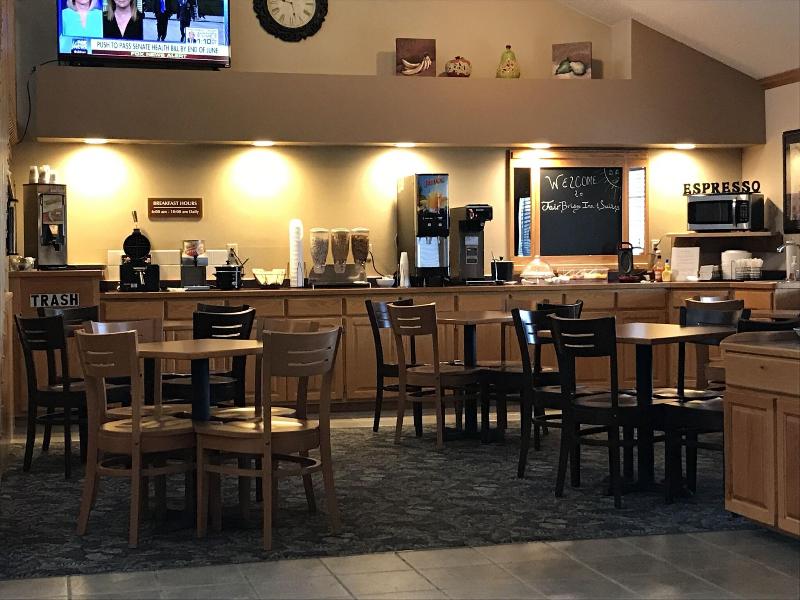 FairBridge Inn & Suites in Thorp, WI image 2