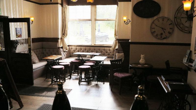 The Fox & Hounds image