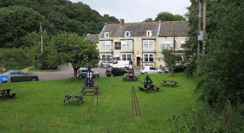 The Fox & Hounds image