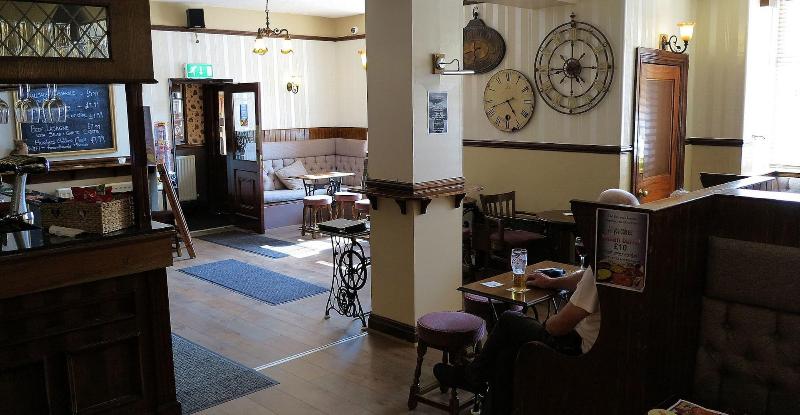 The Fox & Hounds image