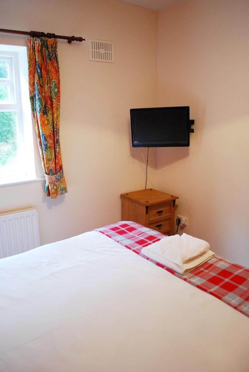 The Fox & Hounds image
