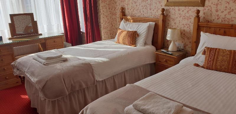 The Fox & Hounds image