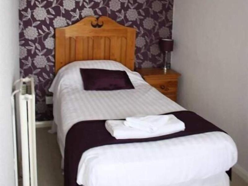 The Globe Inn image