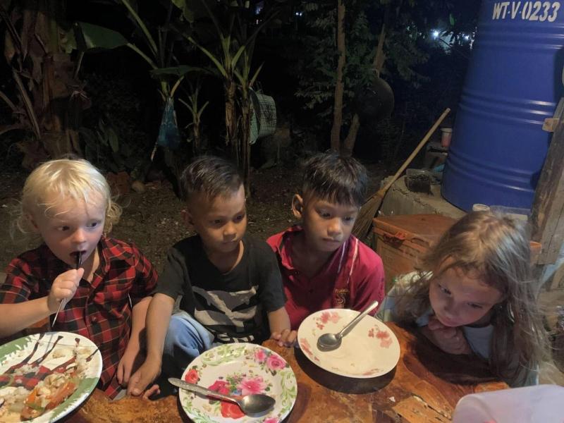 Family Batcave Homestay - Hostel image