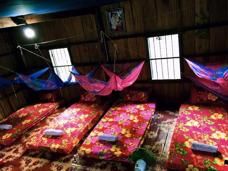 Family Batcave Homestay - Hostel image