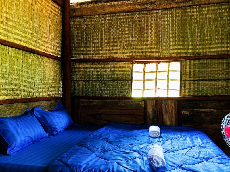 Family Batcave Homestay - Hostel image