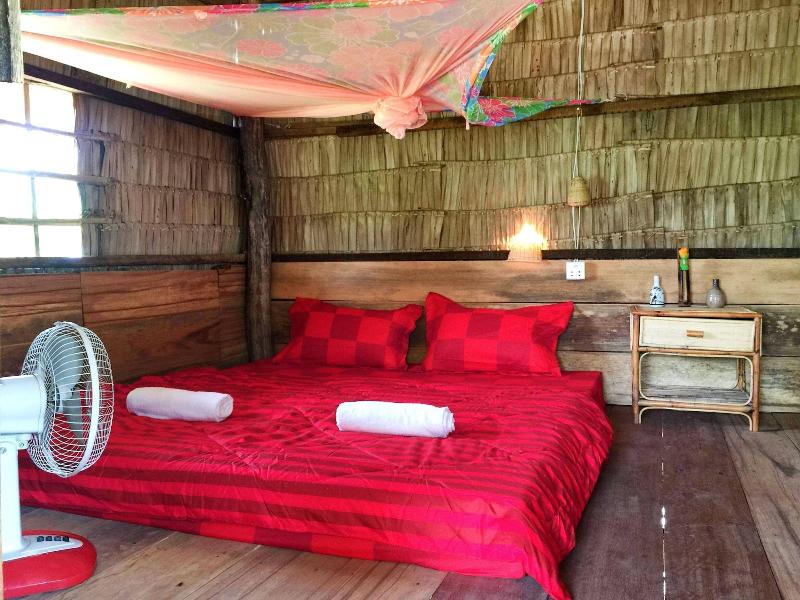 Family Batcave Homestay - Hostel image