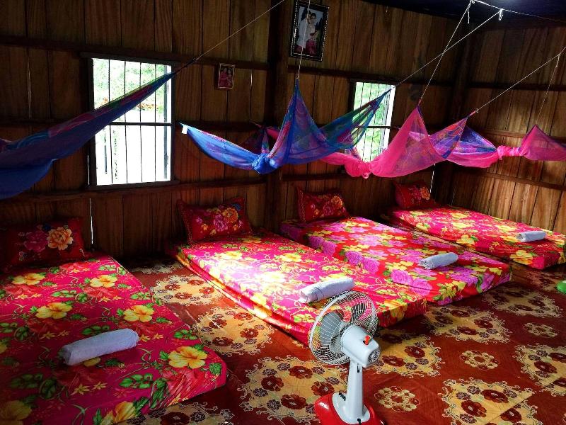 Family Batcave Homestay - Hostel image
