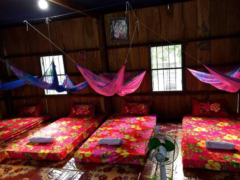 Family Batcave Homestay - Hostel image