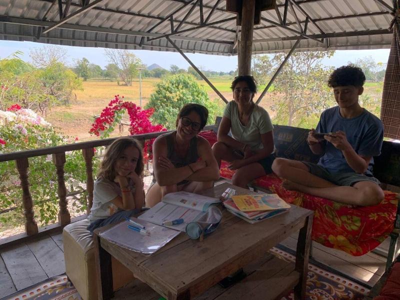 Family Batcave Homestay - Hostel image