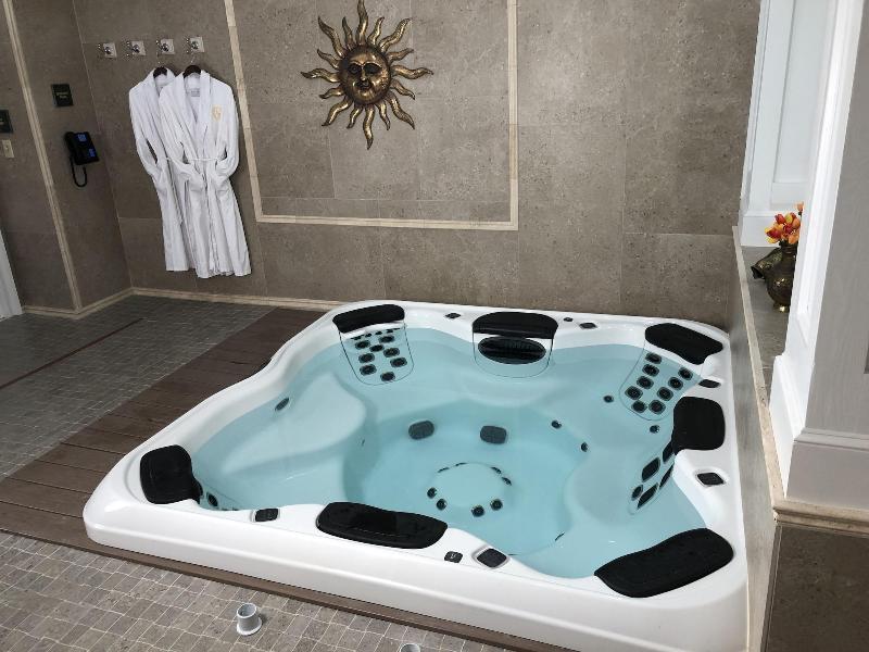 The Inn And Spa At Beacon image