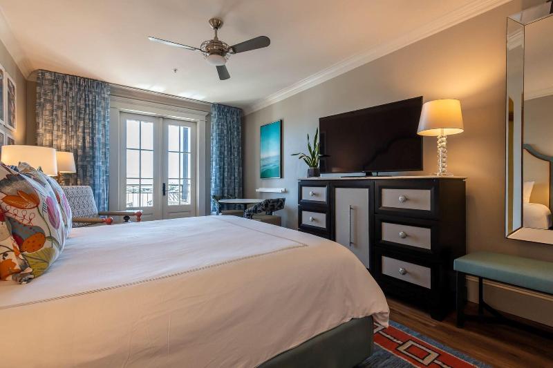 The Pearl Hotel image