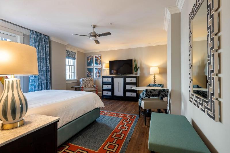 The Pearl Hotel image