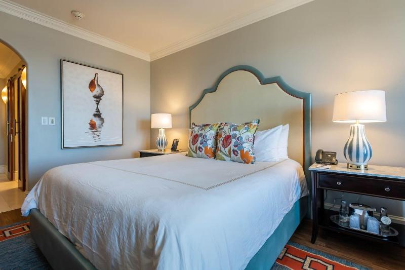 The Pearl Hotel image