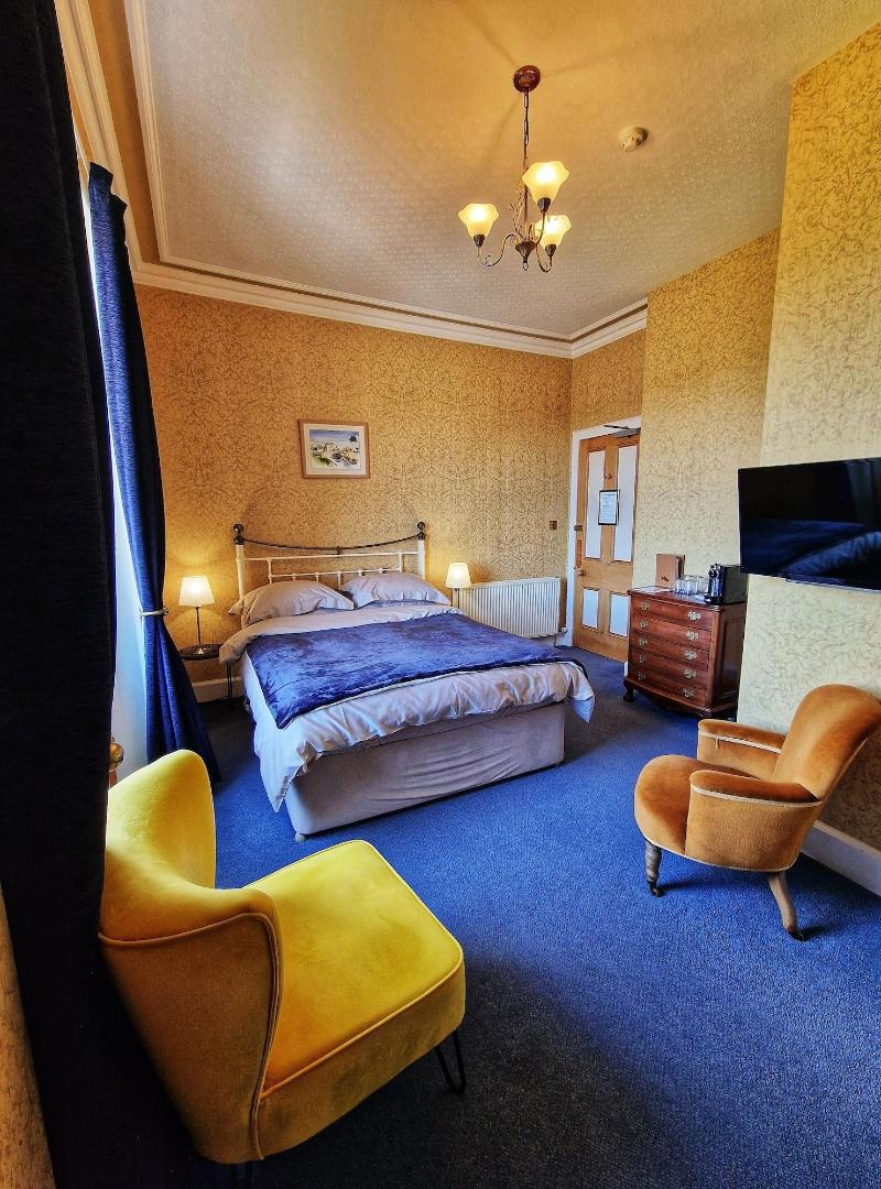 The Pines Guesthouse image
