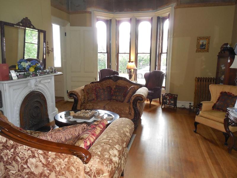 The Proctor Mansion Inn image