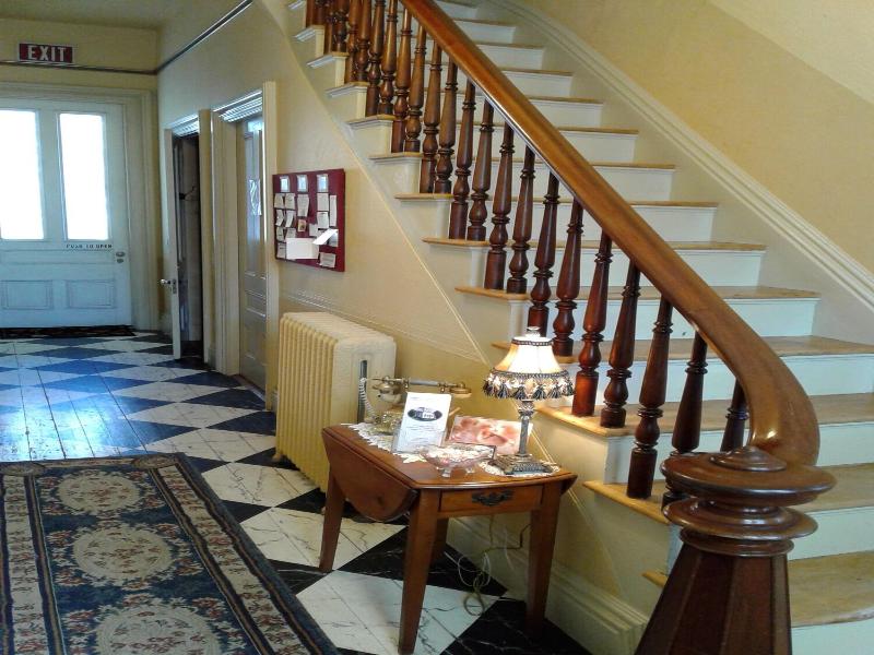 The Proctor Mansion Inn image