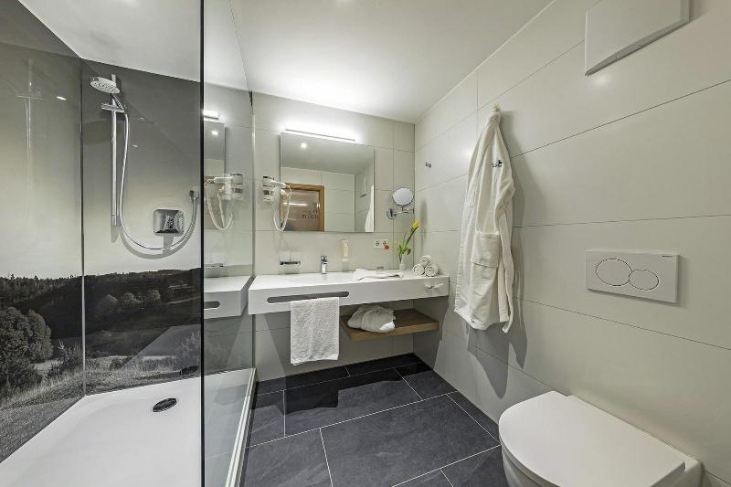 Gasthof Hotel Zum Ochsen image