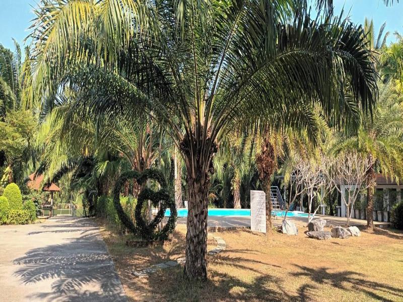 Lamphurai Riverside Resort And Spa image