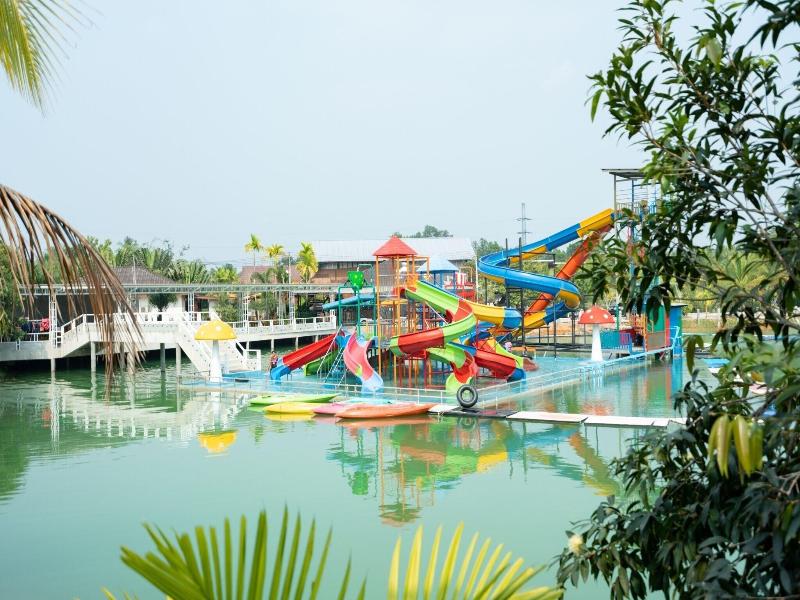 Lamphurai Riverside Resort And Spa image