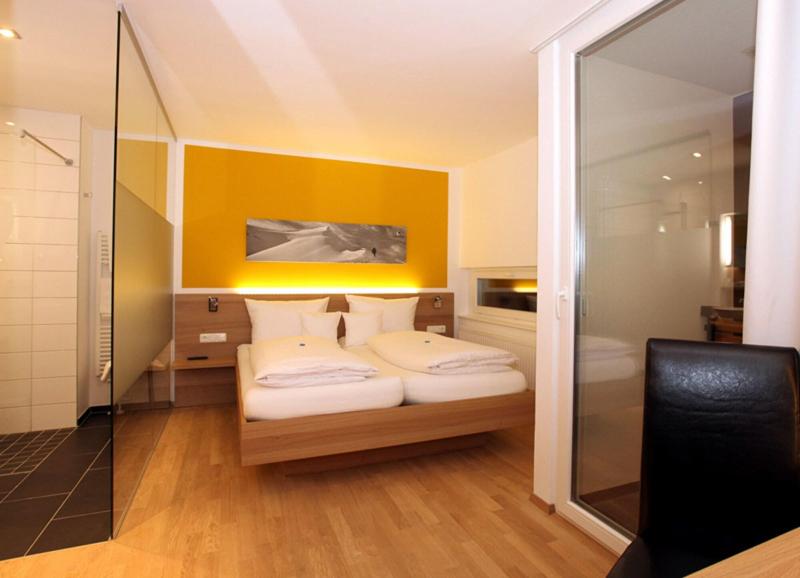 Genuss- & Aktivhotel Sonnenburg image