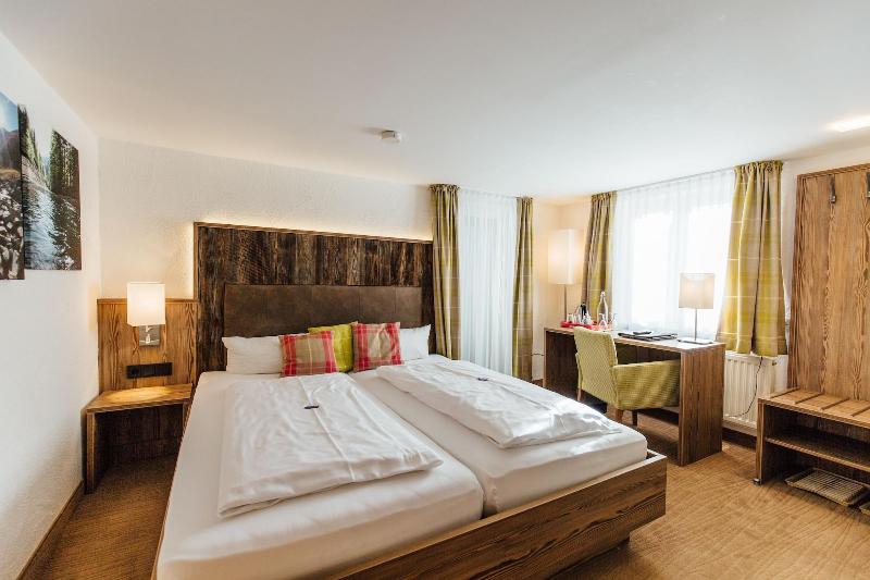 Genuss- & Aktivhotel Sonnenburg image