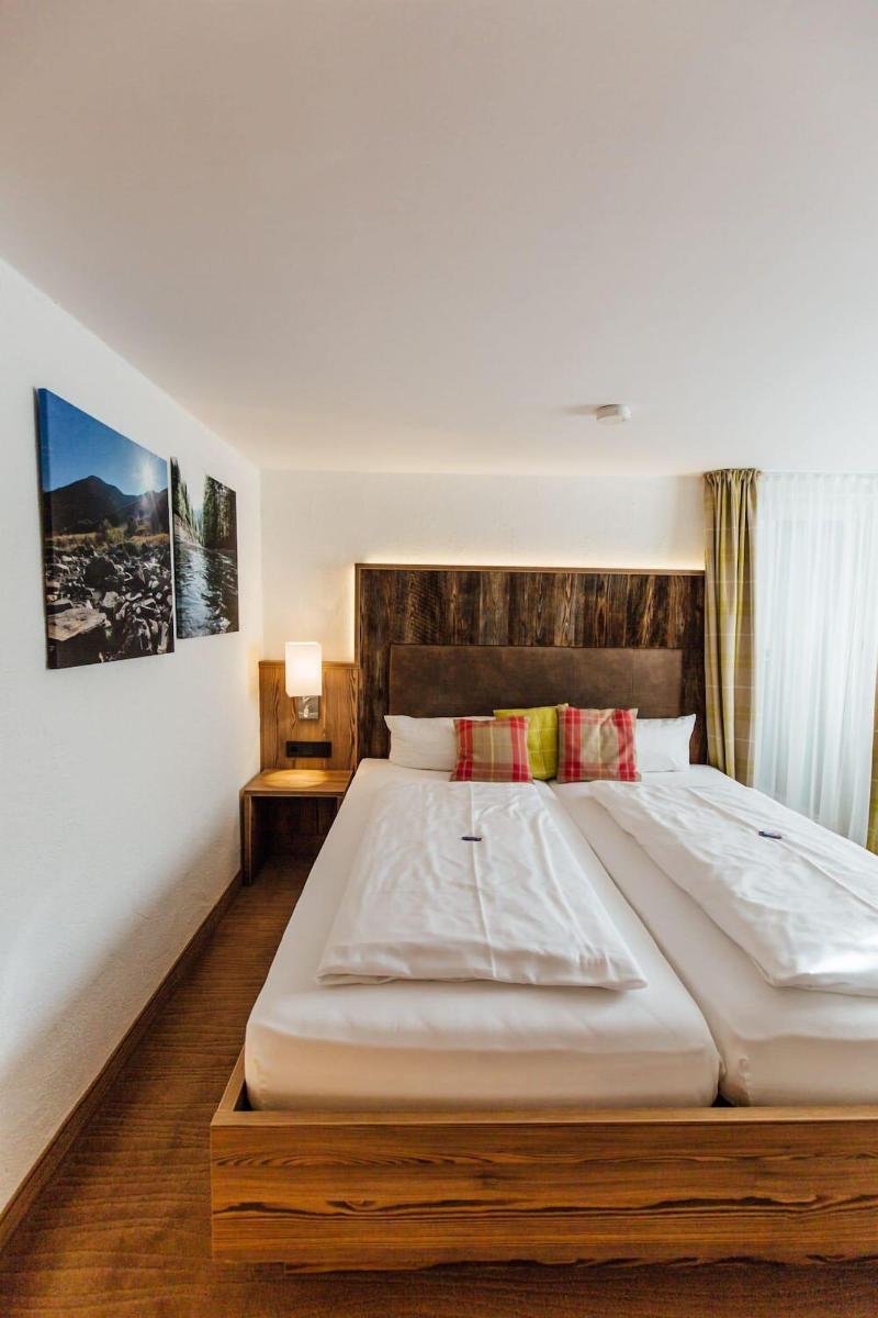 Genuss- & Aktivhotel Sonnenburg image