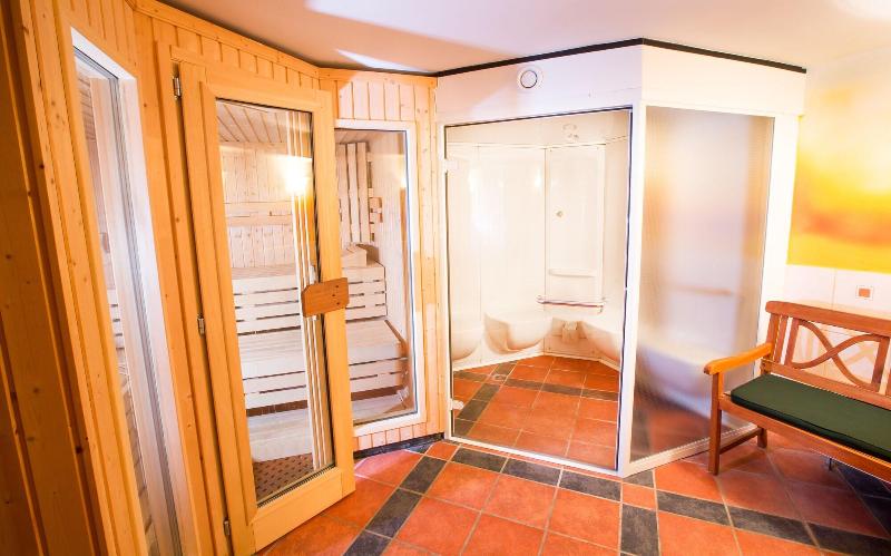 Landhotel Fernblick image