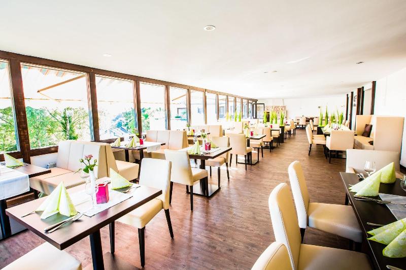 Landhotel Fernblick image