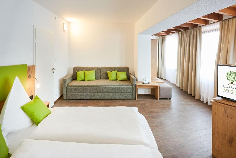 Landhotel Fernblick image