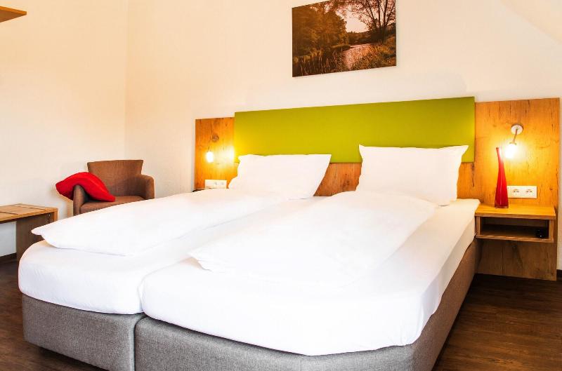 Landhotel Fernblick image