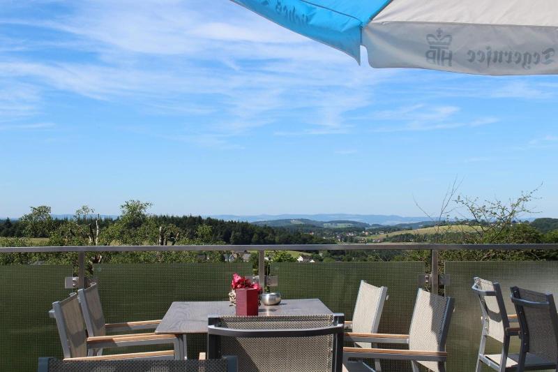Landhotel Fernblick image
