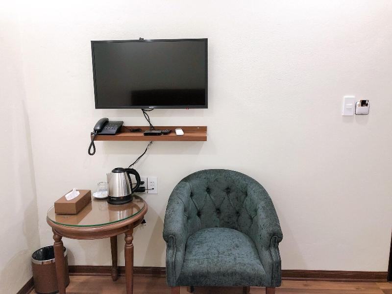 Gia Quy Hotel image
