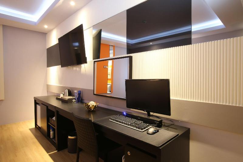 Gimpo Pentastar Hotel image